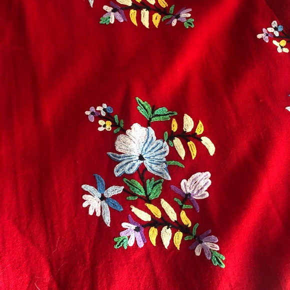 H/P❤️VINTAGE Red Hand Embroidered Boho Cape Wrap! - Picture 7 of 8